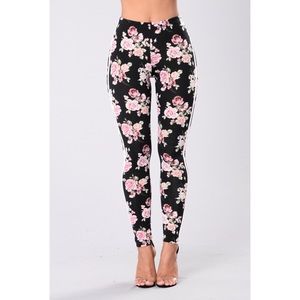 Give me roses pants